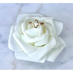 18K Gold Plated Stainless Steel Clover Adjustable Ring.